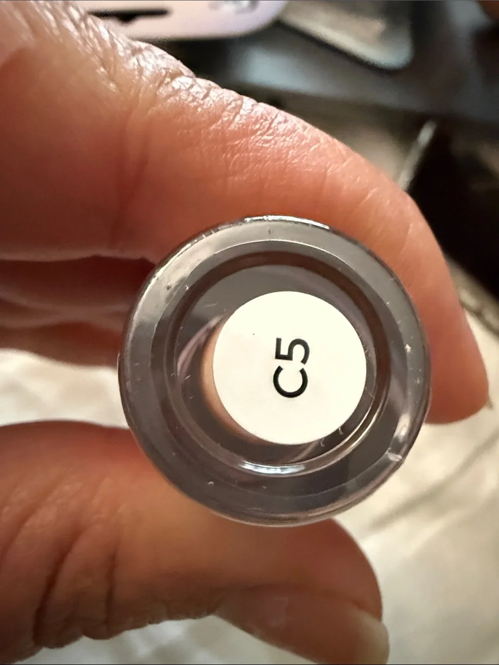 Revolution Conceal & Define Liquid Concealer in Light Pink